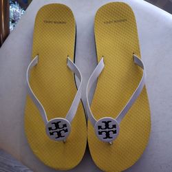 NWOT Tory Burch Minnie Flip Flops Size 10