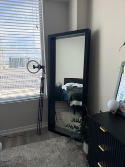 Big mirror