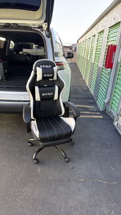 Gaming chair