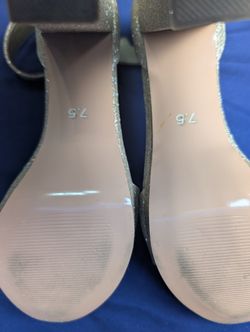 Idifu Gold Chunky Heels