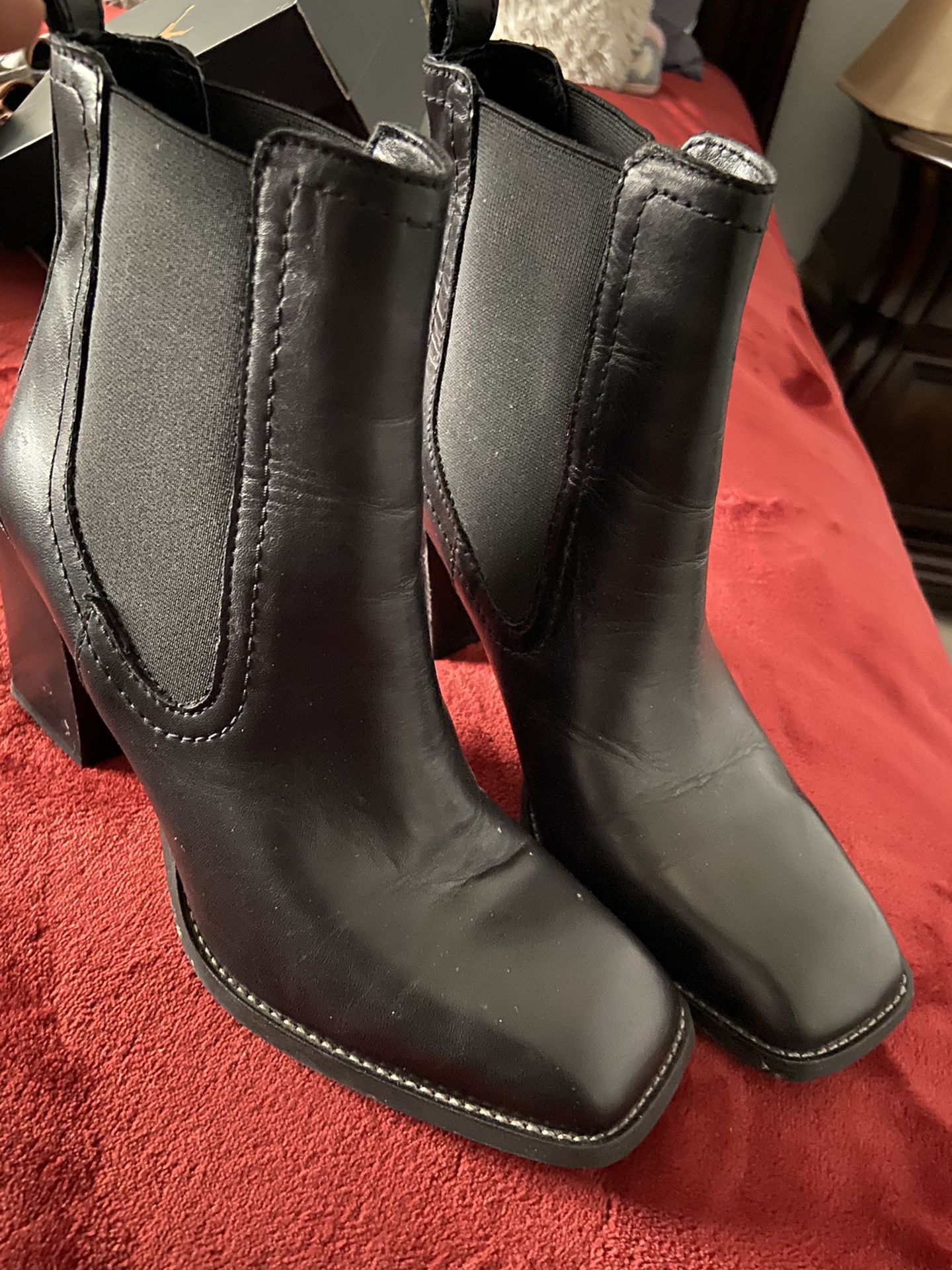 Aldo ankle boots size 7