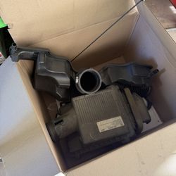 Factory Gm 6.2L V8 Air Box Intake Sierra/Silverado/tahoe/yukon 