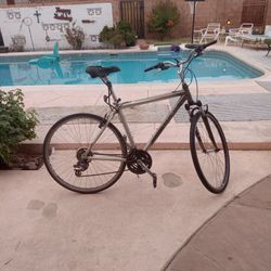 TREK 700 Bicycle 