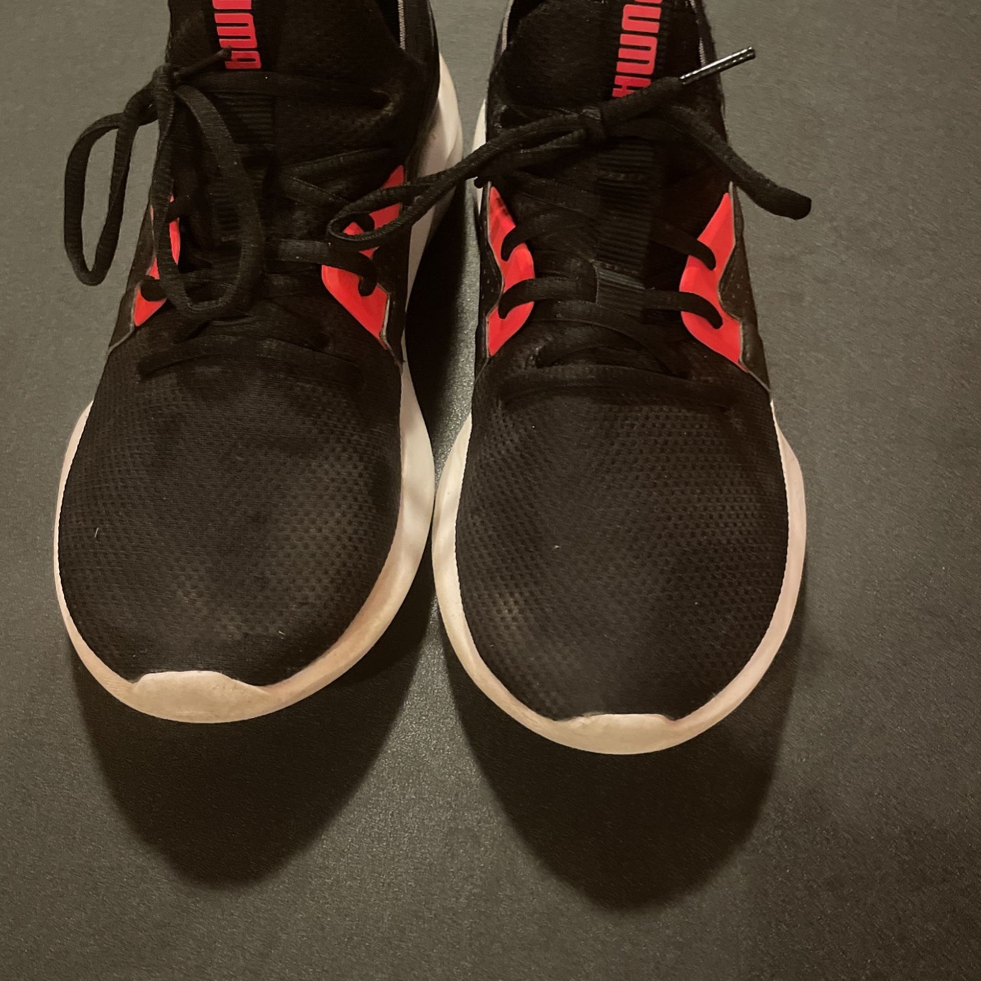 Puma Athletic Sneakers Size 7.