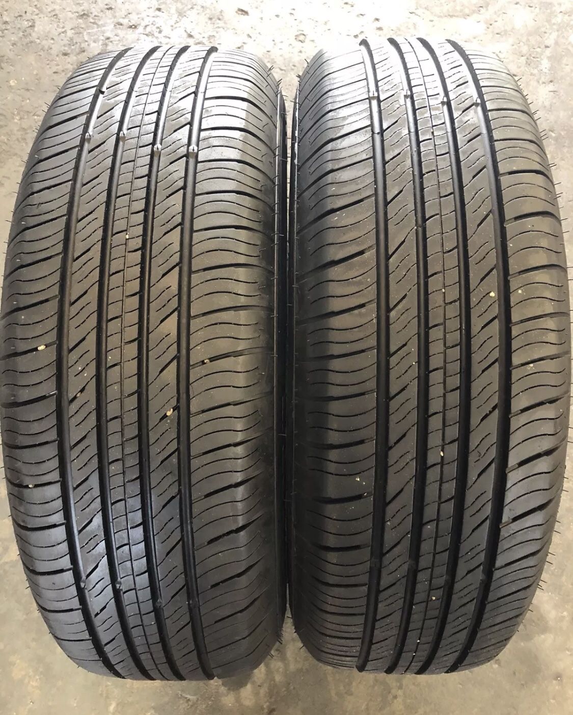 215/70/15 SET OF 2 USED TIRES P215/70R15 98H PRIMEWELL VALERA TOURING