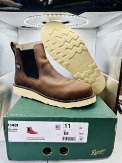 Danners Boots Size 11 (EE) 
