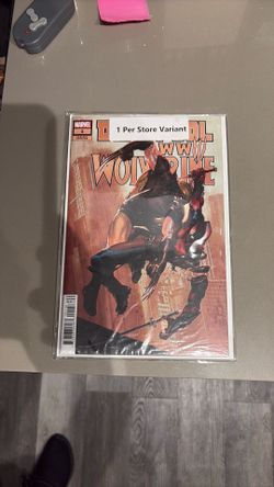 Deadpool vs Wolverine (1 store variant)