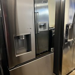 NEW LG MIRRORED INSTA VIEW FRENCH STYLE REFRIGERATOR 