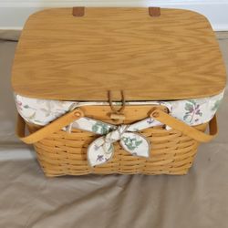 Longaberger Picnic Basket Set