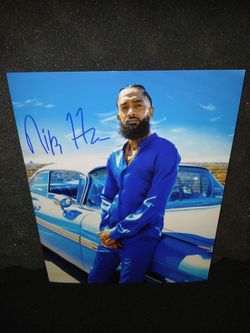 NIPSEY HUSTLE AUTOGRAPHED 8X10 PHOTO & COA 