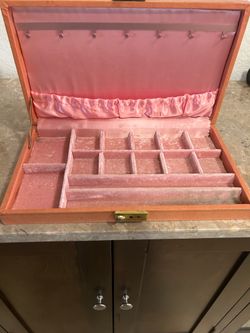 Vintage leather jewelry box  Reduced to $10