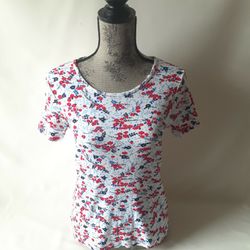 Time and True women's floral design short-sleeve top size S