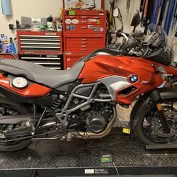 2016 BMW F700GS Sakhir Orange Metallic Paint With BMW Vario Top Case Located In Gilbert,AZ
