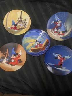 Disney Mickey Collectible Plates 