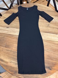 Rue 21 ribbed fitted midi dress with cutout shoulders XS