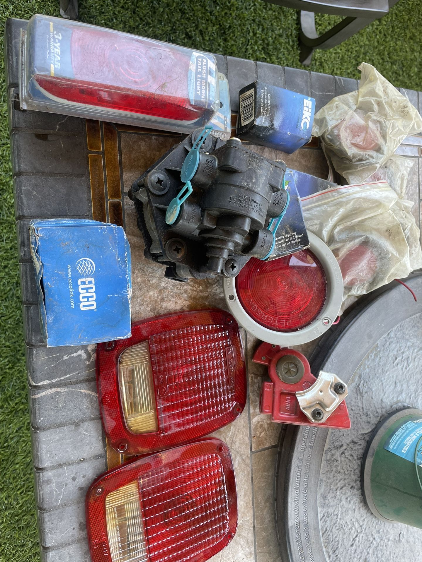 Truck/trailer Parts