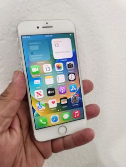 Iphone 8 64gb silver crack back unlocked for all carrier