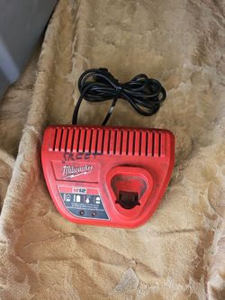 GARGADOR MILWAUKEE12"