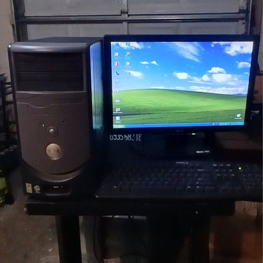 Dell Dimension 3000, Intel Pentium 4 @ 2.8GHz, 2GB RAM, 80GB HDD, WinXP