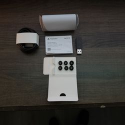 PS5  Explore wireless earbuds