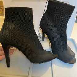 New Black Heel Bootie Size 7