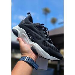 DIOR B22