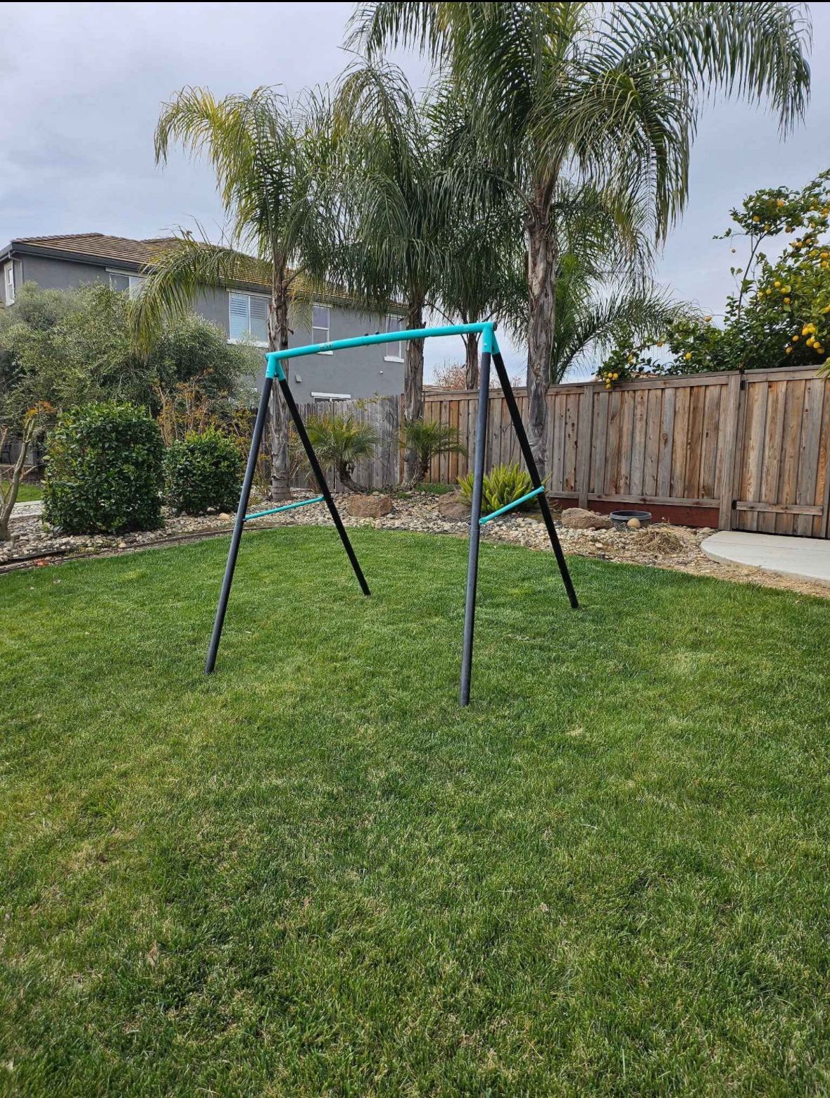 Single Swing Set