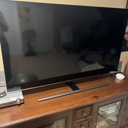65 Inch Samsung Smart TV