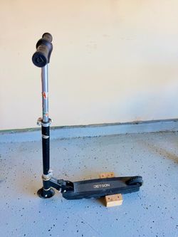 Kids’ Scooter: Jetson Jupiter Kick Scooter