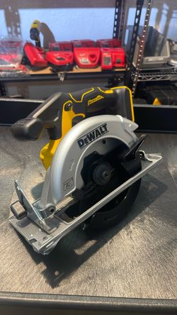 New Dewalt 20v Circular Saw Brushless- Tool Only And Pick Up Only 