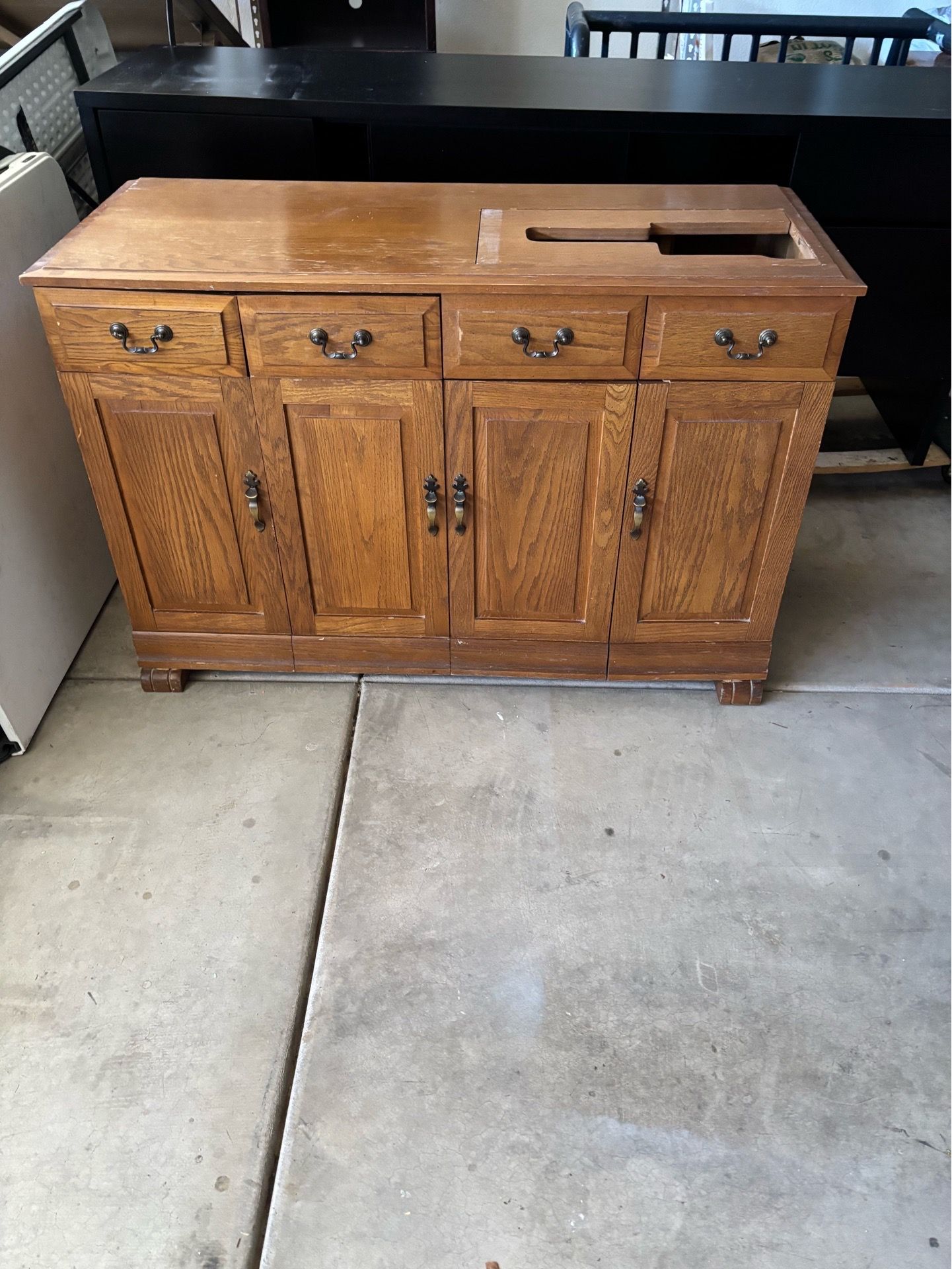 Free Sewing Table