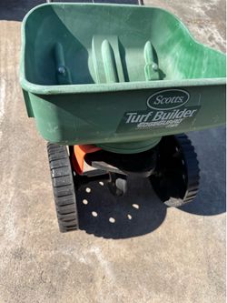 Scott’s spreader