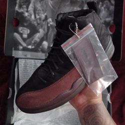 Jordan 12s 