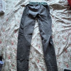 Gym shark leggings