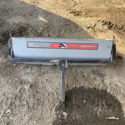 EXTRA WIDE LAWN SWEEPER