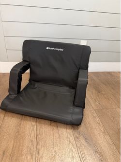 Large Beach or Stadium Chair