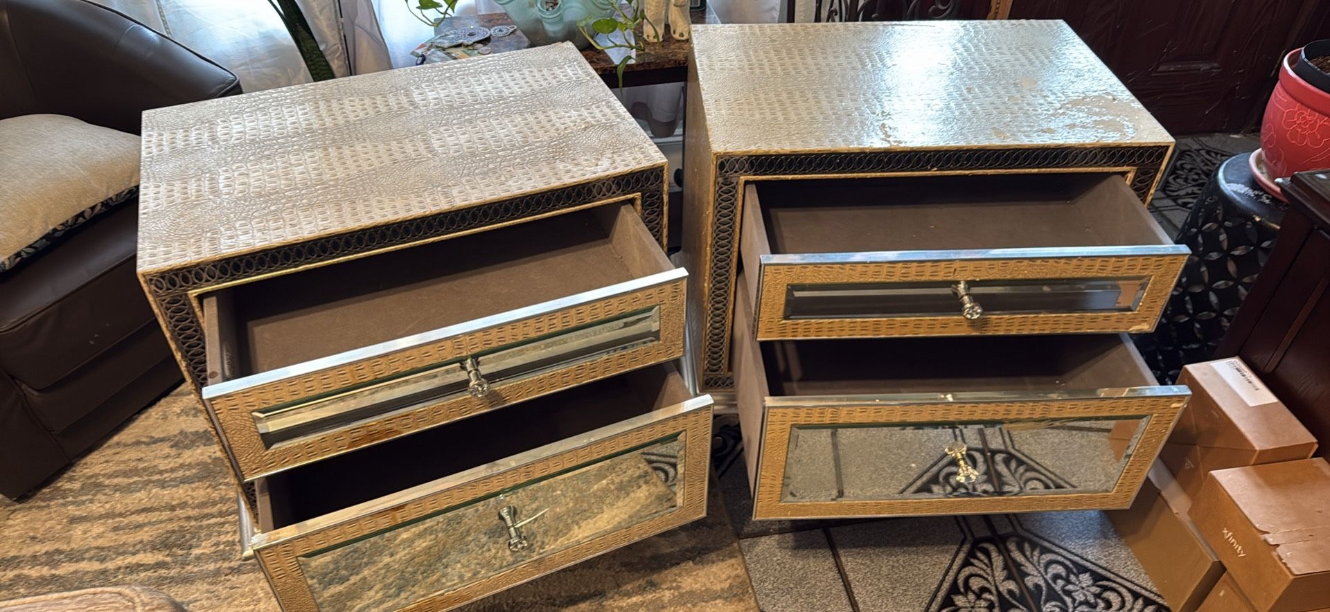 2 Nightstand