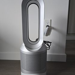 Dyson HP01 Pure Hot + Cool Air Purifier, Heater and Fan - White/Silver (Includes Remote)