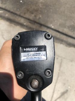 Husky 1/2" Air Impact Wrench (Model: QIW901) air impact wrench