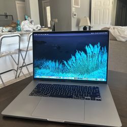 APPLE MACBOOK PRO 16” INTEL 8 CORE i9  32GB 1TB SSD! LOADED!! 