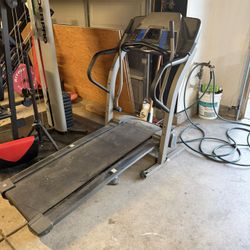 Treadmill 