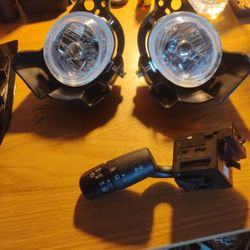 ( New ) Fog Lights & Lever For The Floodlights &  Side Window Shades For "Mazda 3's Don't Come (Mazda 3) With Fog Lights&The Off & On Switch " 