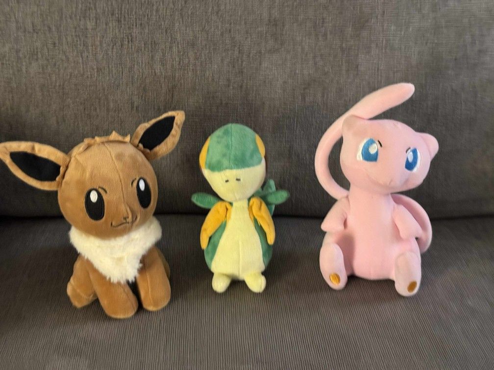 Lot of 3 Pokemon plush stuffed animals - sold as lot
Not splitting up