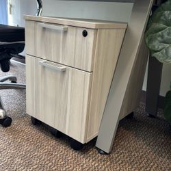 File Cabinet | Mobile