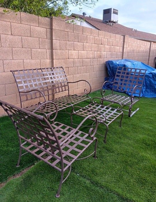 O W Lee Classic Patio Furniture