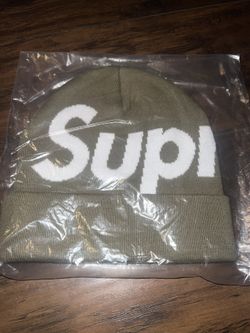 SUPREME BIG LOGO BEANIE FW24 OLIVE