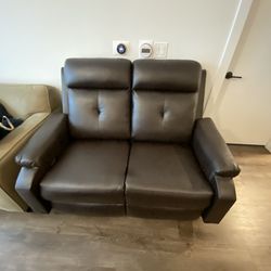 Recliner loveseat - massage & heated