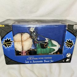 DISNEY NIGHTMARE BEFORE CHRISTMAS NECA  JACK IN SNOWMOBILE BOXED SET