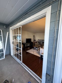 Sliding Doors