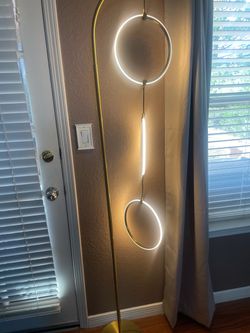 Modern 3 Ring lamp